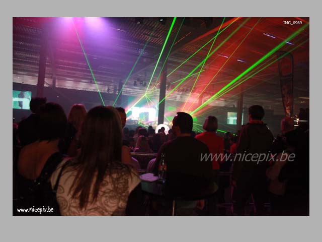 2010-02-20 Faithless-093